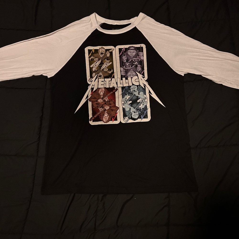 Metallica, black and white, L men’s quarter sleeve t shirt
